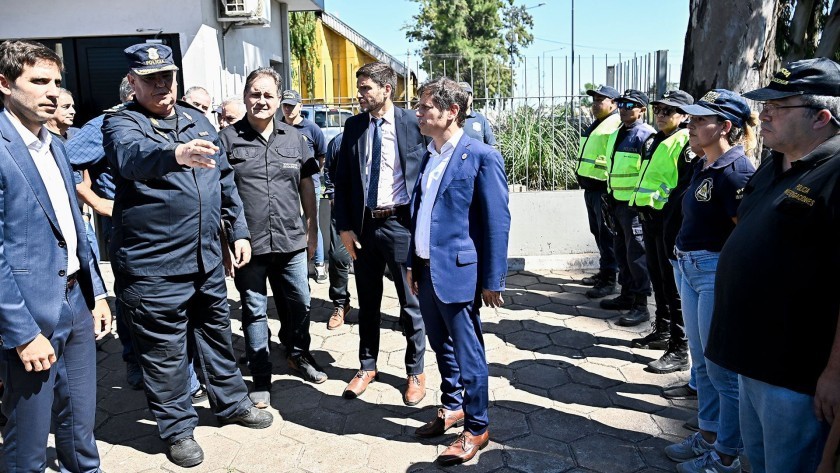 En compañía de Pullaro, Kicillof anunció una base de operaciones táctica en el límite con Santa Fe