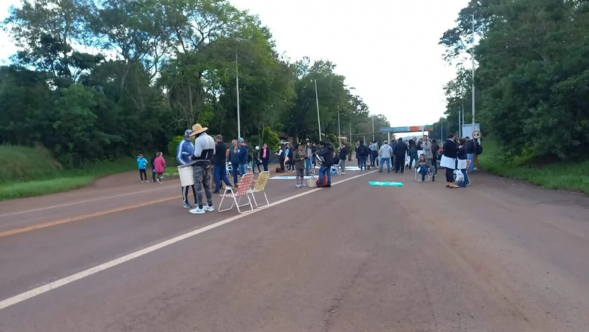 Crece la protesta de los policías en Misiones: su sumaron médicos y docentes al reclamo salarial