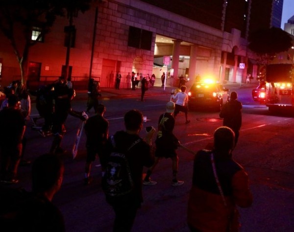 Toque de queda en Los Ángeles, tras la detención este martes de 197 personas