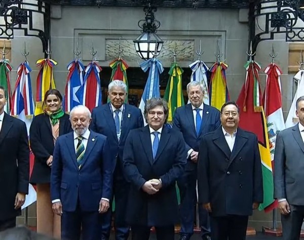 Milei pide mayor flexibilización del Mercosur y advierte: