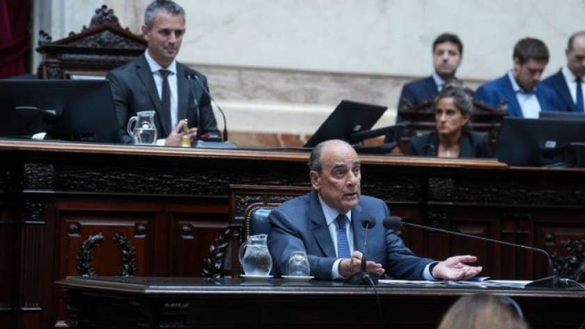 Francos denuncia una