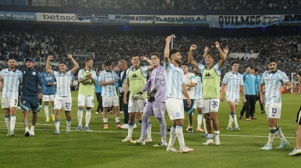 Racing le ganó a River por 3 a 2 y clasificó a los cuartos de final del Torneo Clausura