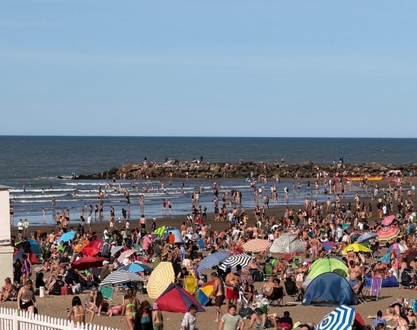 El fin de semana largo movilizó 1,64 millón de turistas e impulsó el gasto 34%, según Came