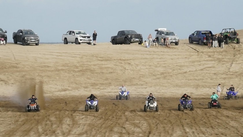 La peligrosa zona de médanos: Pinamar endureció los controles en La Frontera