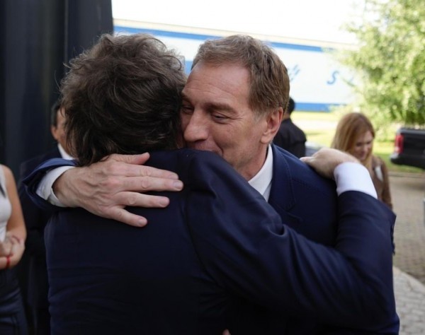 Santilli: “Para que la Argentina no vuelva atrás, el Presidente tiene que reelegir”