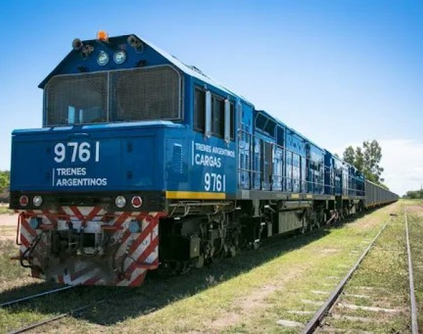 El Gobierno oficializó el lanzamiento de la privatización del Belgrano Cargas