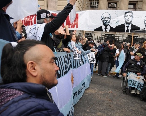 Ley de Tierras: la Corte suspendió su derogación por el DNU 70